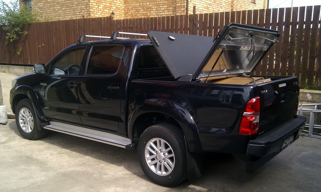 DiamondBack Toyota Hilux 2012 Open